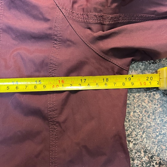 Lululemon right as rain jacket size 8 - Picture 12 of 12